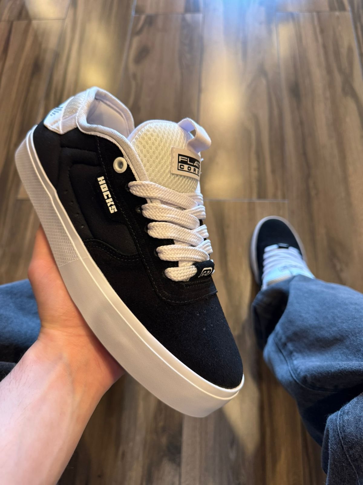 06 tenis hocks flat core plus petitpoa