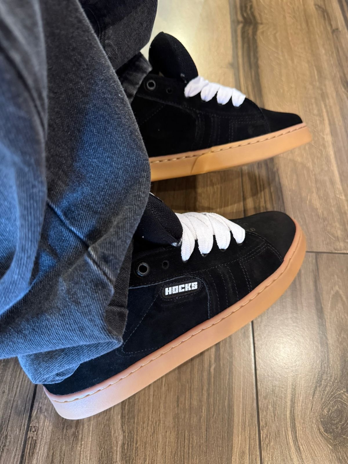 03 tenis hocks ruas skate latex