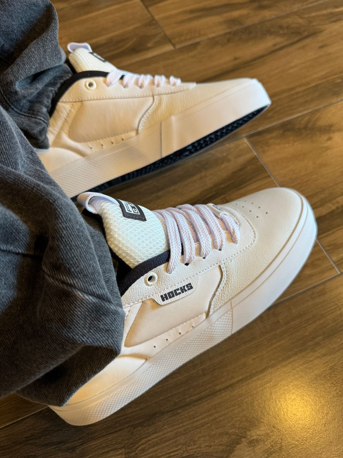 07 tenis hocks flat core plus safira